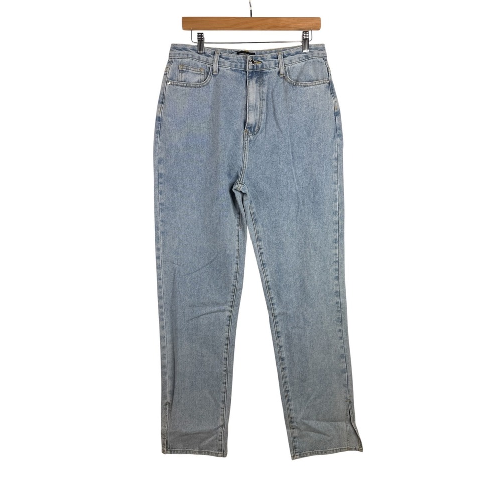 PrettyLittleThing Women's Light Wash High Waist Mom Jeans Size 6